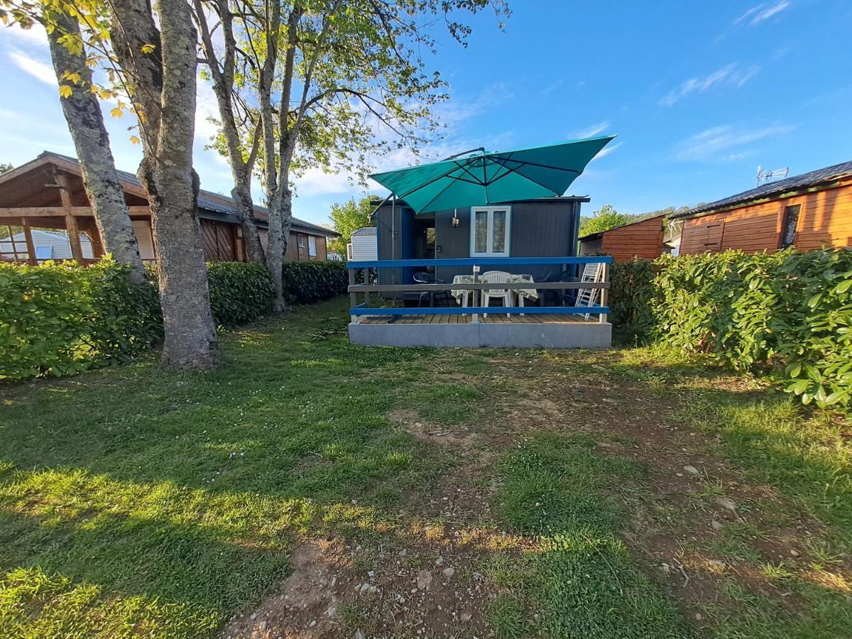 Chalet Pour 5 Personnes Equipe Sur Emplacement Privatif Dans Camping 4 Etoiles Appartenant Et Gere Par Un Particulier Hotel Фоа Екстериор снимка