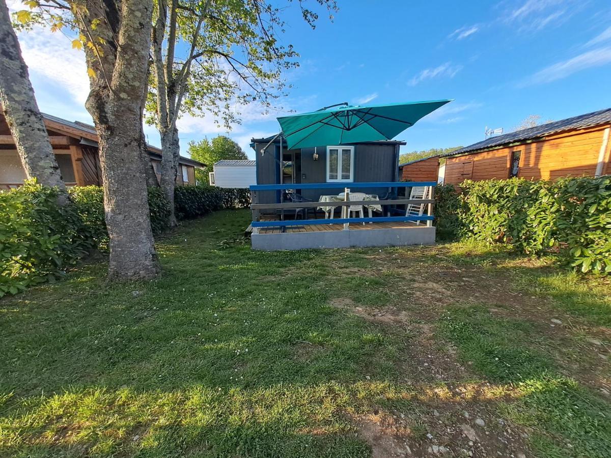 Chalet Pour 5 Personnes Equipe Sur Emplacement Privatif Dans Camping 4 Etoiles Appartenant Et Gere Par Un Particulier Hotel Фоа Екстериор снимка