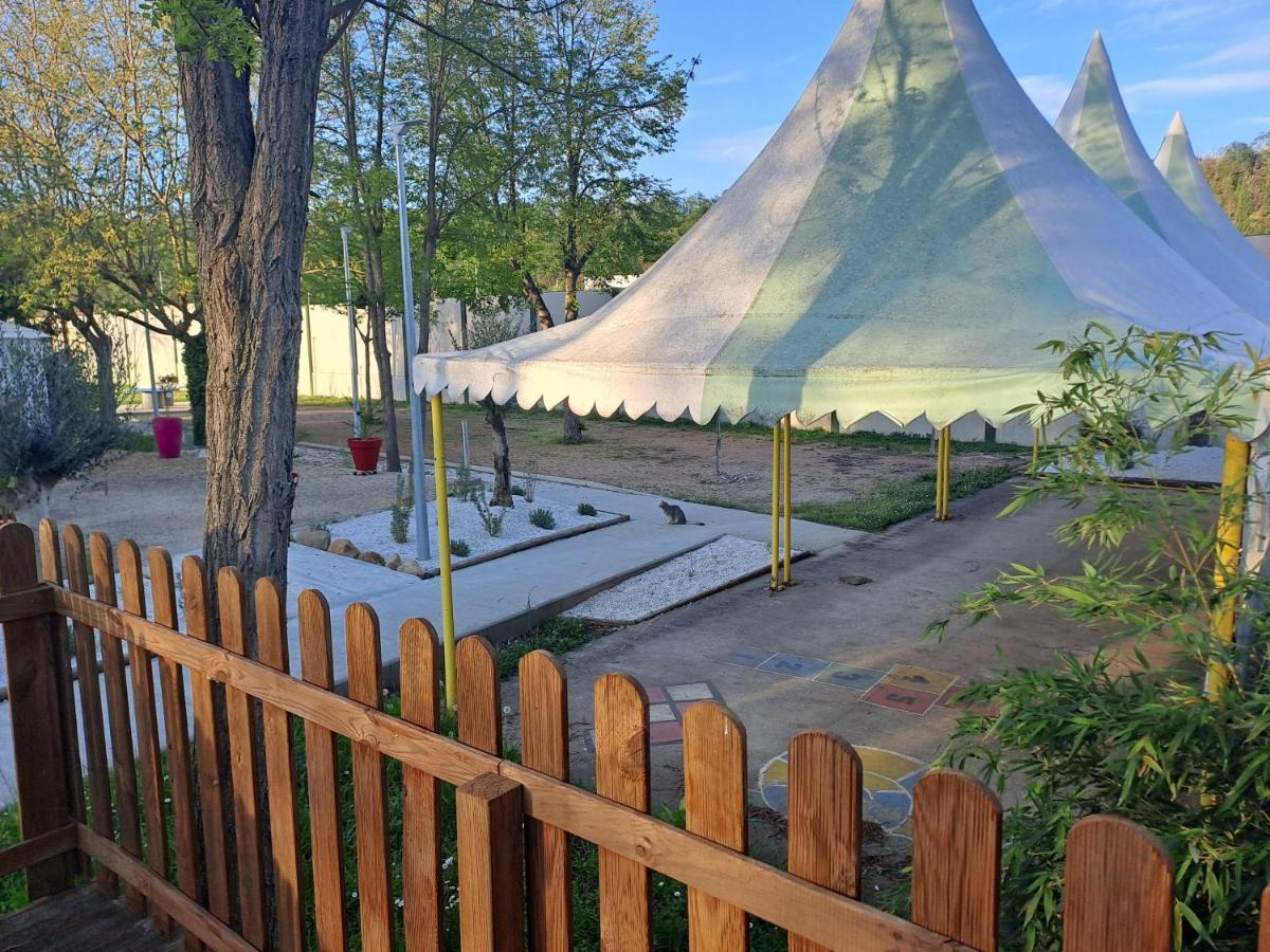 Chalet Pour 5 Personnes Equipe Sur Emplacement Privatif Dans Camping 4 Etoiles Appartenant Et Gere Par Un Particulier Hotel Фоа Екстериор снимка