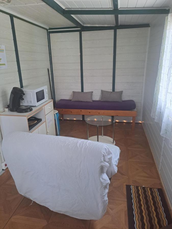 Chalet Pour 5 Personnes Equipe Sur Emplacement Privatif Dans Camping 4 Etoiles Appartenant Et Gere Par Un Particulier Hotel Фоа Екстериор снимка